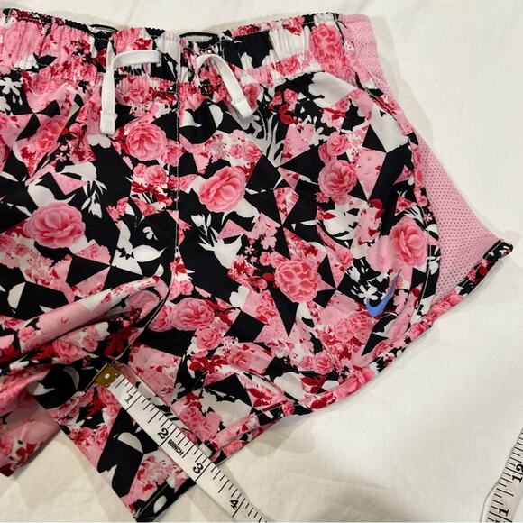 Nike Girls Pink Floral Running Shorts sz S Pink and Black - Picture 12 of 16